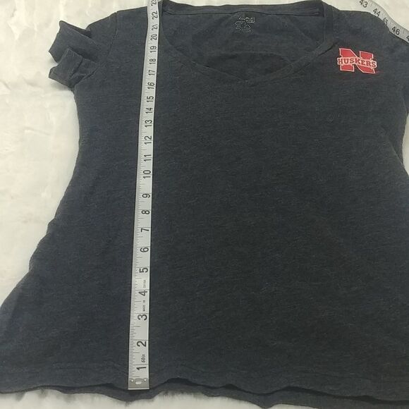 Knights Apparel Cotton Poly Dark Grey V Neck Nebraska Huskers Tee S - Picture 6 of 10